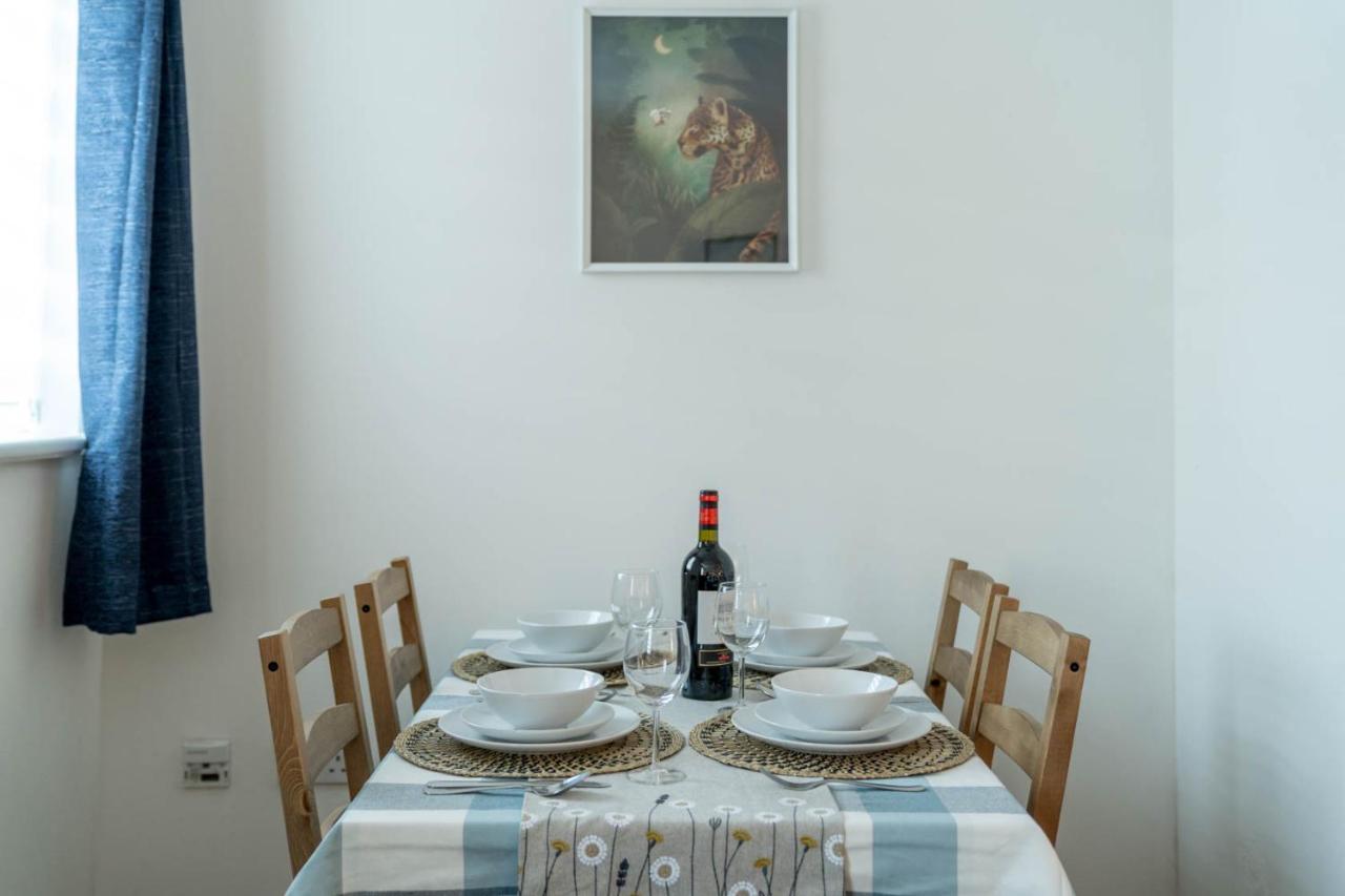 2 Bedroom Flat Near London Excel 외부 사진